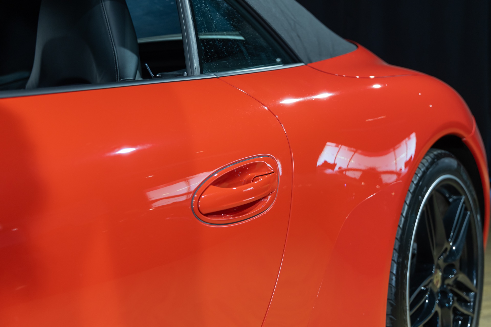 Carrosserie – PORSCHE – Porsche 911 991 Carrera S – 2012 – Rouge Carmin – 75 900 km – 400 ch – FLAT 6 Atmo – Transmission : Sequentielle – Origine France – Privaty Cars – Rachat express de supercars et hypercars proche de Nantes