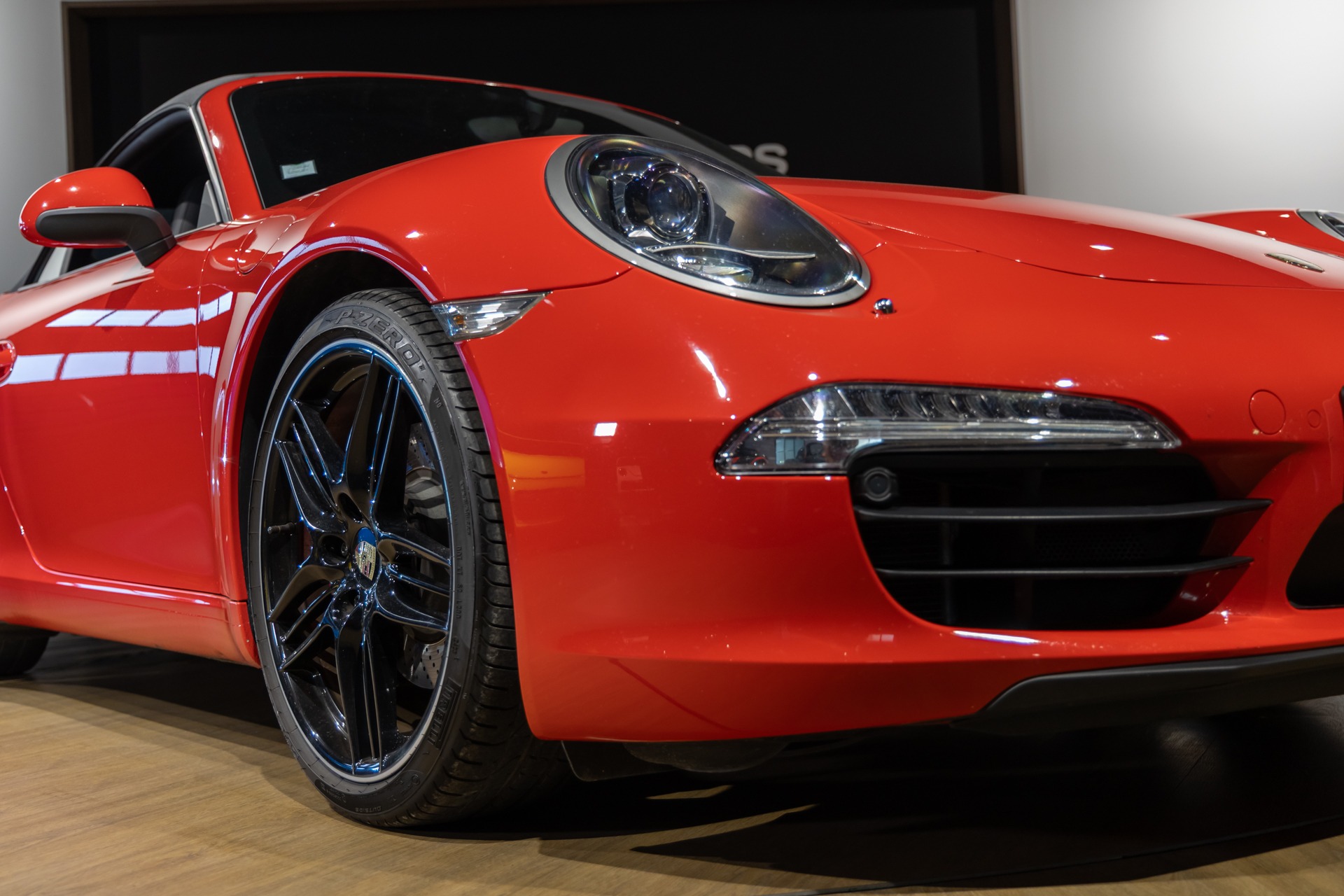 Carrosserie – PORSCHE – Porsche 911 991 Carrera S – 2012 – Rouge Carmin – 75 900 km – 400 ch – FLAT 6 Atmo – Transmission : Sequentielle – Origine France – Privaty Cars – Spécialiste des voitures de sport d’occasion proche de Nantes