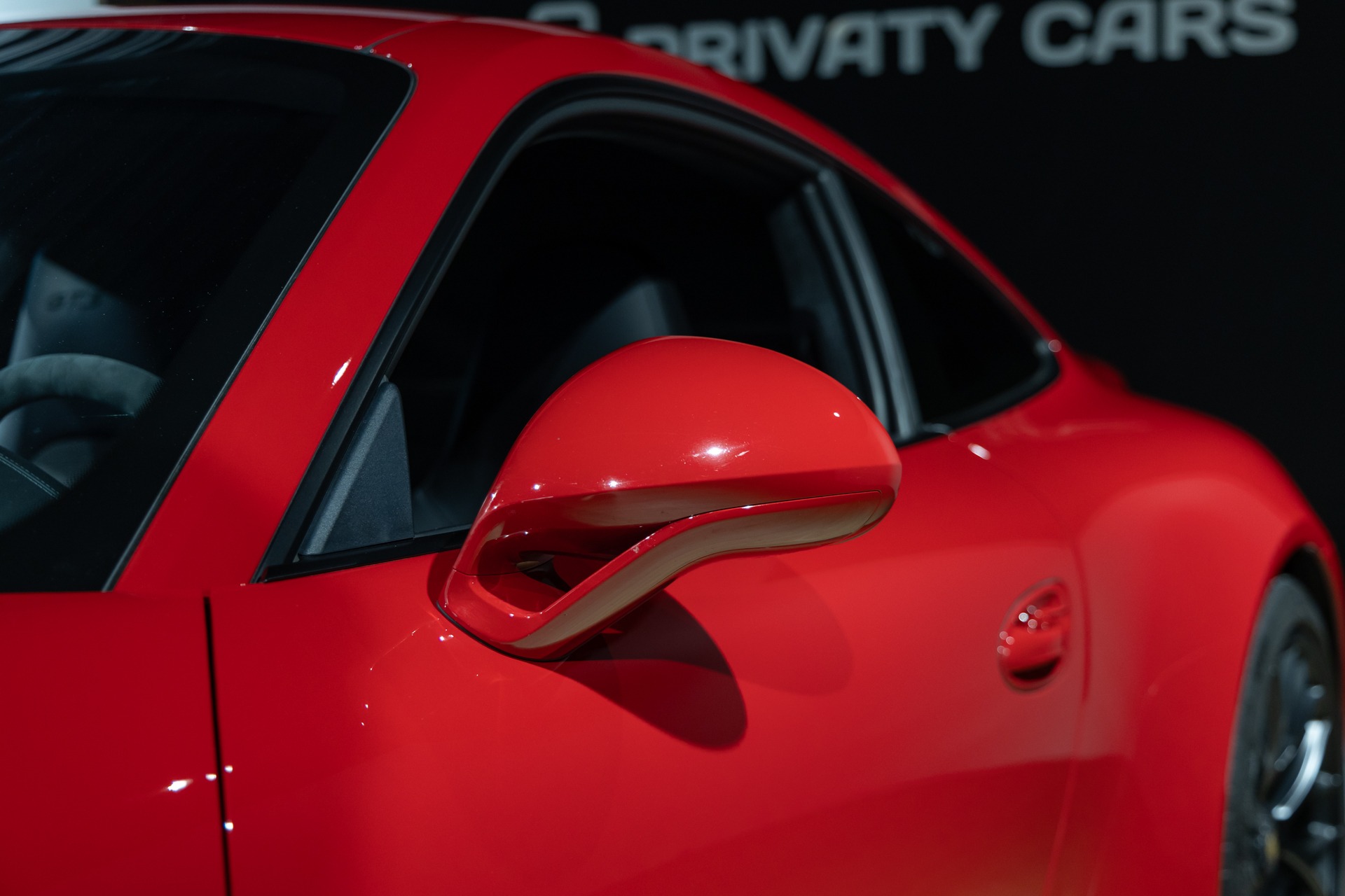 Carrosserie – PORSCHE – Porsche 911 991 GTS – 2015 – Rouge Carmin – 35 900 km – 430 ch – FLAT 6 Atmo – Transmission : Sequentielle – Origine Allemagne – Privaty Cars – Intermédiaire de confiance vente voiture sport près de Poitiers