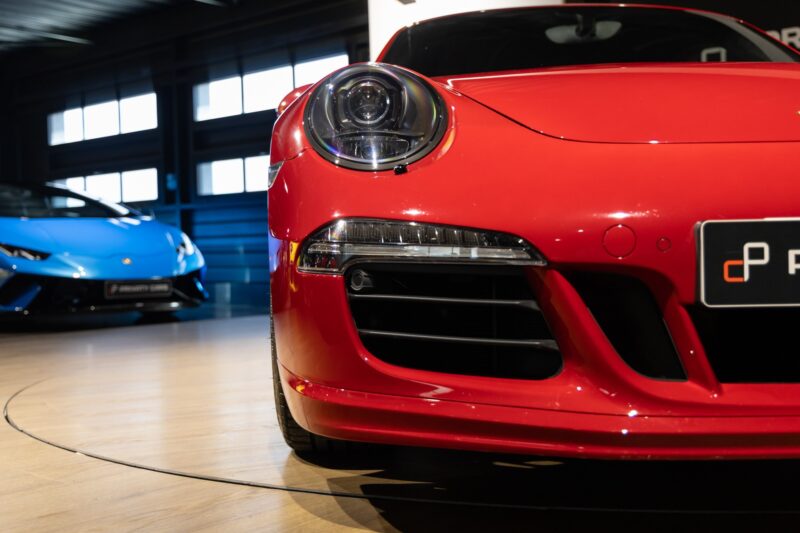 Carrosserie – PORSCHE – Porsche 911 991 GTS – 2015 – Rouge Carmin – 35 900 km – 430 ch – FLAT 6 Atmo – Transmission : Sequentielle – Origine Allemagne – Privaty Cars – Vente de voitures de prestige d’occasion dans l’Ouest de la France