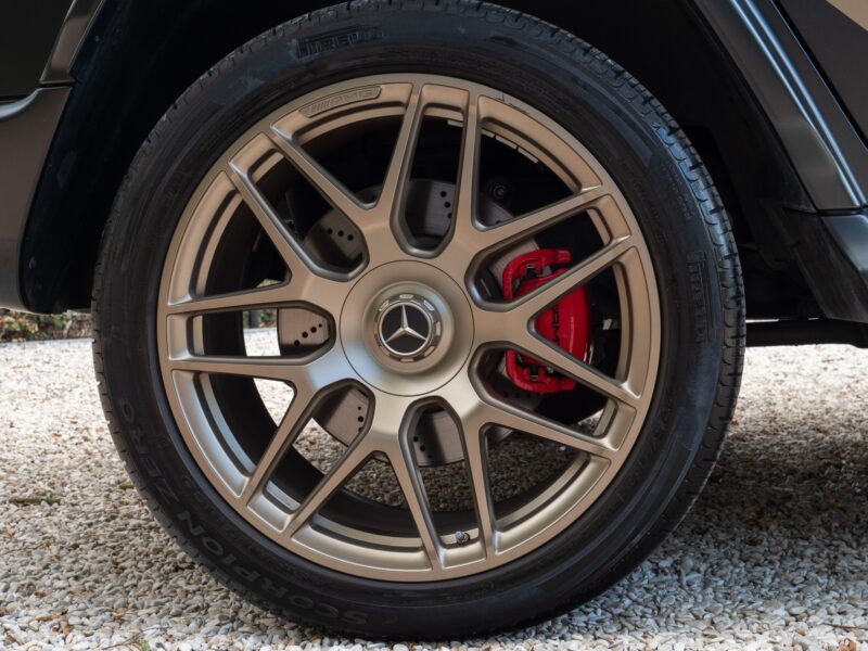 Jantes – Classe G63 – 2023 – Magno Manufaktur – 11 900 km – 585 ch – V8 4.0L biturbo – Transmission : Automatique – Origine France – Privaty Cars – Rachat de Porsche et Ferrari d’occasion entre Bordeaux et Nantes