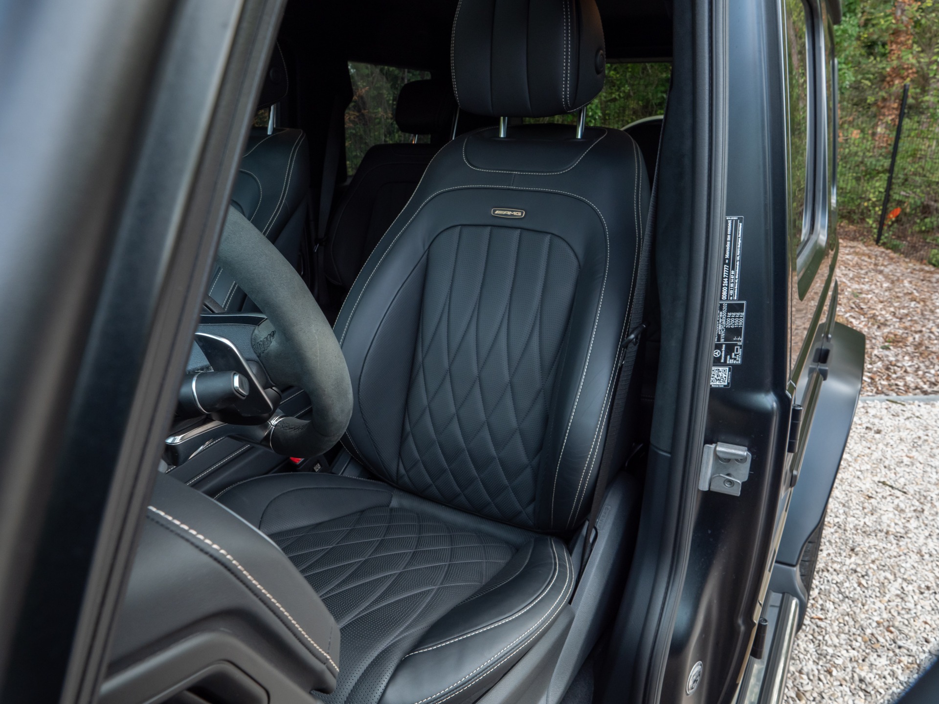 Sièges – Classe G63 – 2023 – Magno Manufaktur – 11 900 km – 585 ch – V8 4.0L biturbo – Transmission : Automatique – Origine France – Privaty Cars – Achat et vente de voitures de luxe d’occasion à 2 heures de Paris en TGV