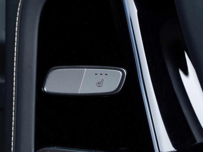 Tableau de bord – Classe G63 – 2023 – Magno Manufaktur – 11 900 km – 585 ch – V8 4.0L biturbo – Transmission : Automatique – Origine France – Privaty Cars – Expert des sportives d’occasion haut de gamme proche de Bordeaux