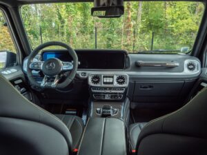 Tableau de bord – Classe G63 – 2023 – Magno Manufaktur – 11 900 km – 585 ch – V8 4.0L biturbo – Transmission : Automatique – Origine France – Privaty Cars – Recherche de supercars hors marché en Nouvelle-Aquitaine