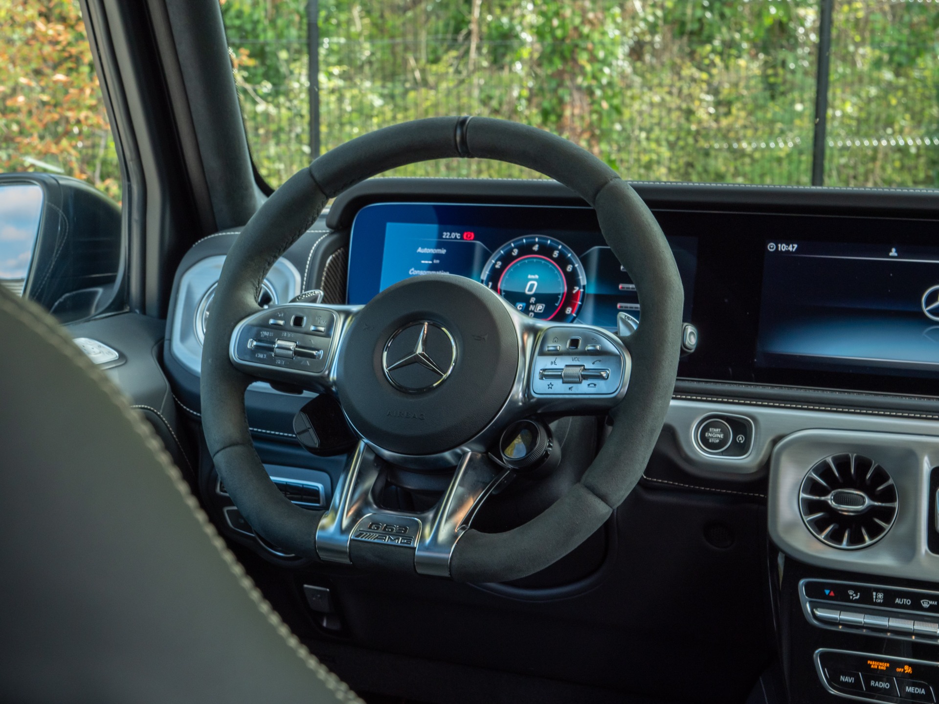 Volant – Classe G63 – 2023 – Magno Manufaktur – 11 900 km – 585 ch – V8 4.0L biturbo – Transmission : Automatique – Origine France – Privaty Cars – Spécialiste des sportives d’occasion proche de Bordeaux