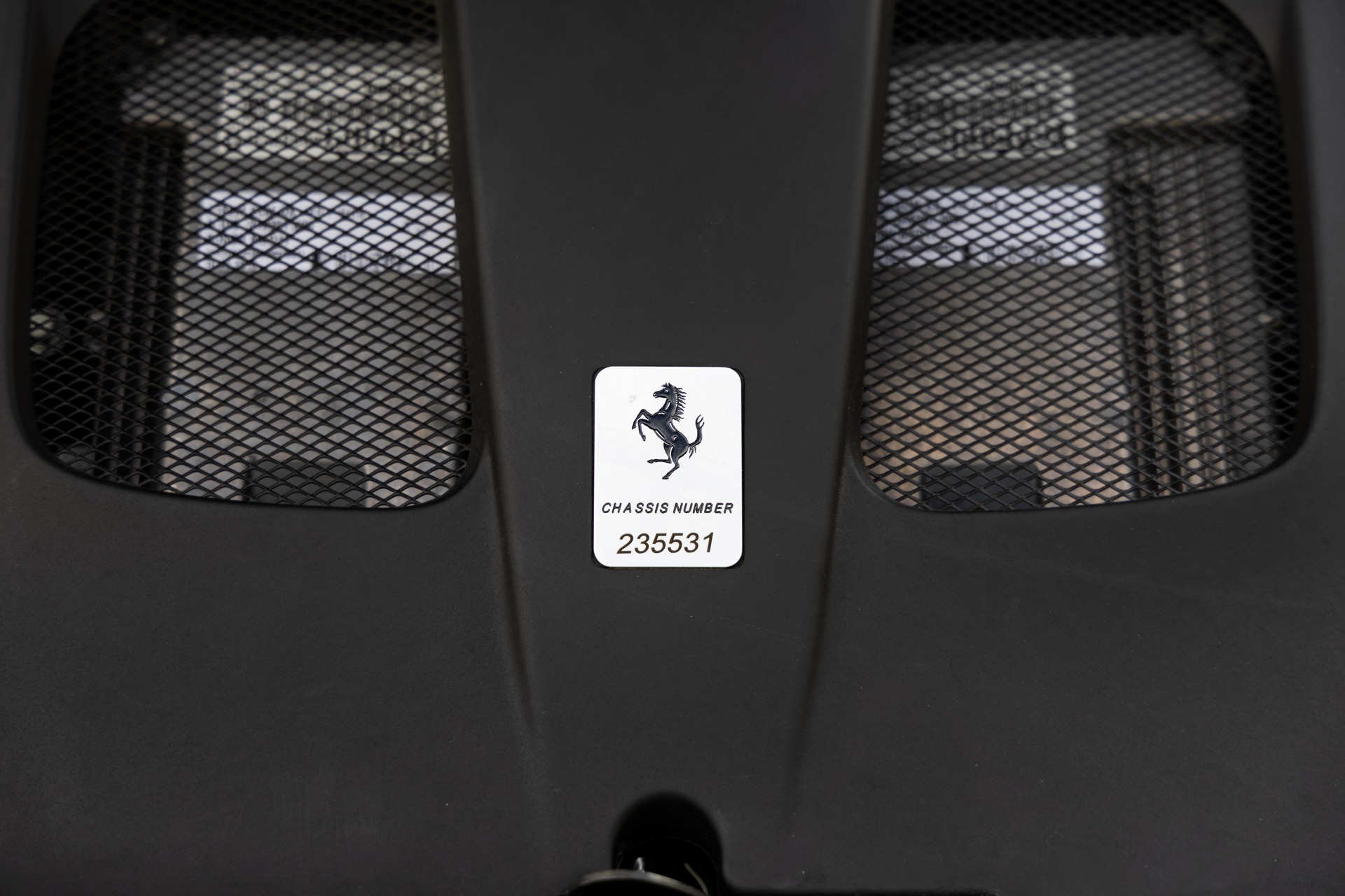 Carrosserie – FERRARI – 812 Superfast – 2018 – Nero Daytona – 15 900 km – 800 ch – V12 Atmo – Transmission : Sequentielle – Origine France – Privaty Cars – Reprise cash de voitures de luxe sans obligation d’achat entre Bordeaux et Nantes