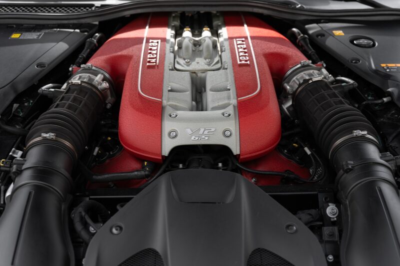 Carrosserie – FERRARI – 812 Superfast – 2018 – Nero Daytona – 15 900 km – 800 ch – V12 Atmo – Transmission : Sequentielle – Origine France – Privaty Cars – Commerce de voitures de sport luxe et premium à 2 heures de Paris en TGV