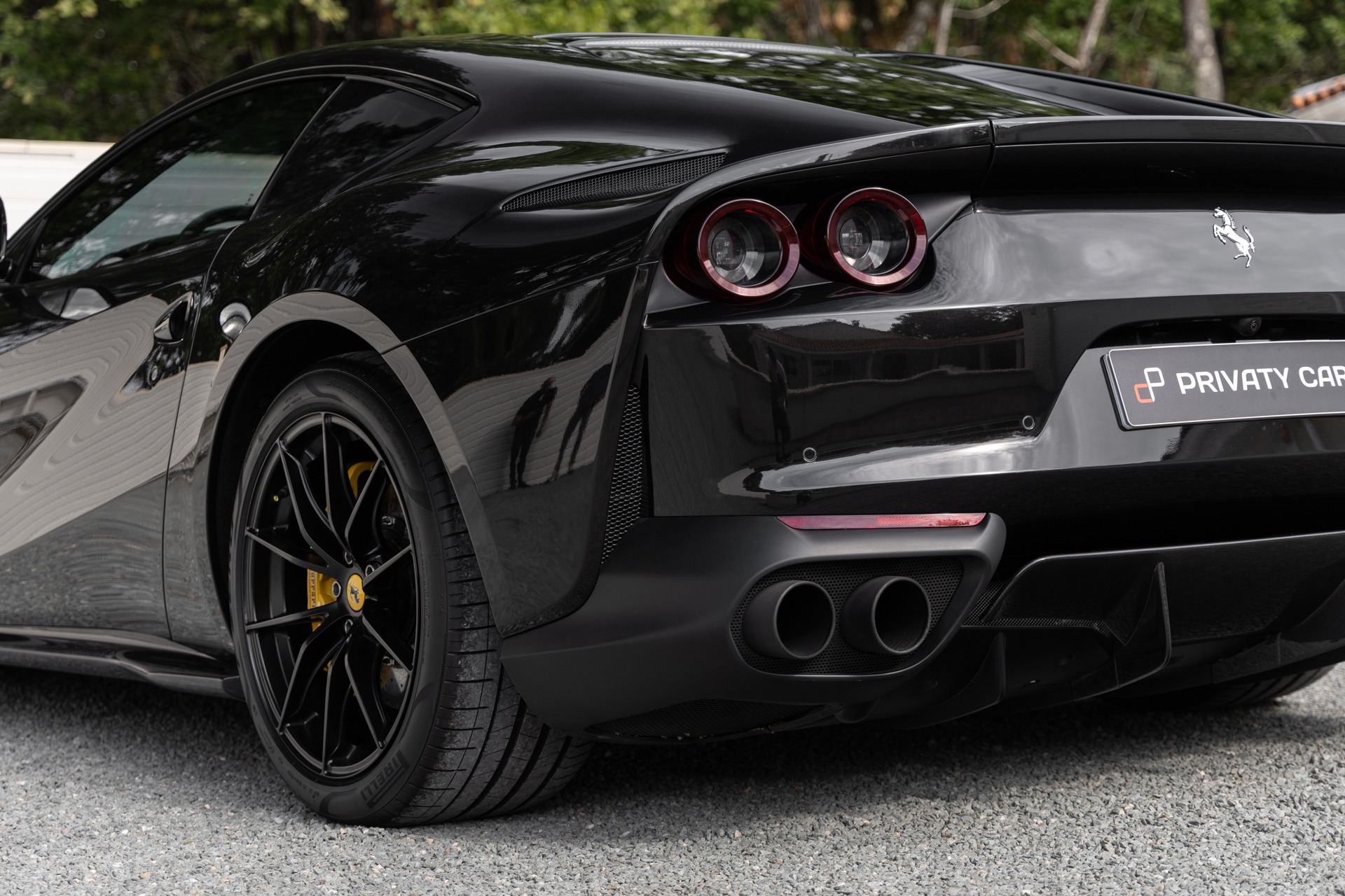Carrosserie – FERRARI – 812 Superfast – 2018 – Nero Daytona – 15 900 km – 800 ch – V12 Atmo – Transmission : Sequentielle – Origine France – Privaty Cars – Vente de voitures de prestige d’occasion proche de Bordeaux