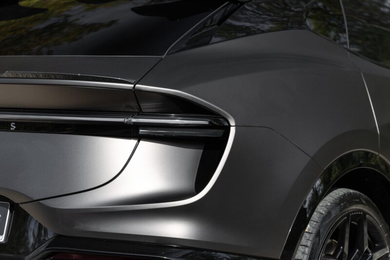 Carrosserie – LOTUS – ELETRE R – 2021 – Noir Stellar – 11 900 km – 918 ch – Electrique – Transmission : Automatique – Origine France – Privaty Cars – Recherche personnalisée de modèles LOTUS en Nouvelle-Aquitaine