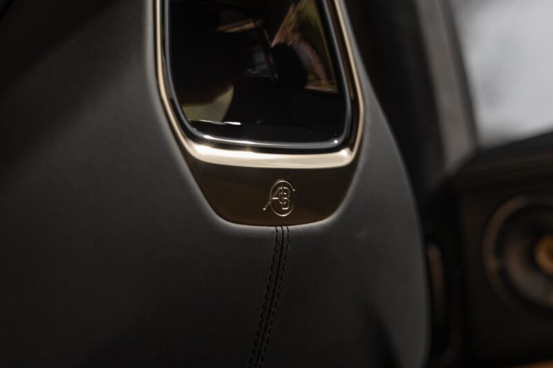 Sièges – LOTUS – ELETRE R – 2021 – Noir Stellar – 11 900 km – 918 ch – Electrique – Transmission : Automatique – Origine France – Privaty Cars – Rachat de Porsche et Ferrari d’occasion proche de Nantes