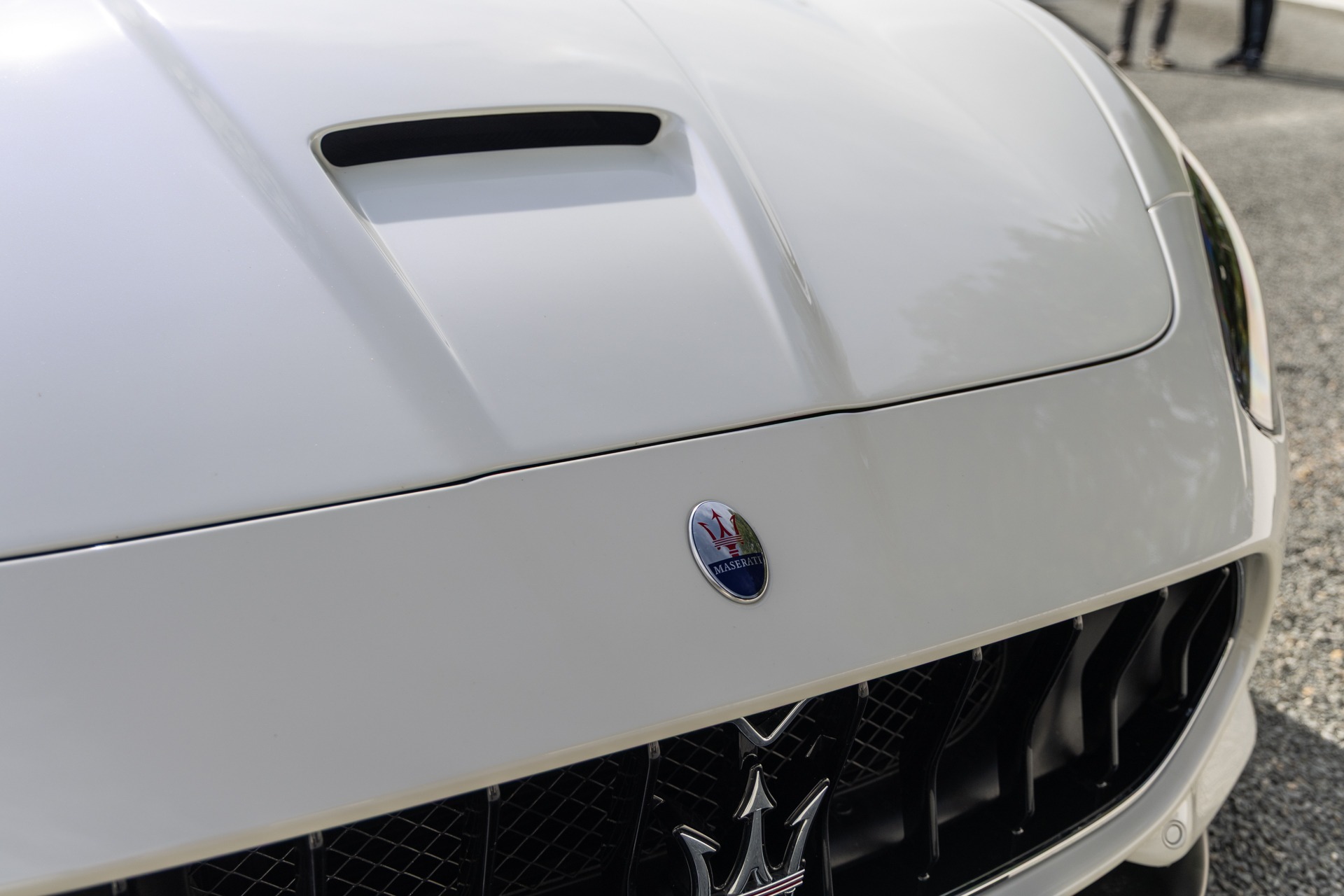 Carrosserie – MASERATI – GranTurismo MC Stradale – 2018 – Bianco Fuji – 35 900 km – 460 ch – V8 Atmo – Transmission : Sequentielle – Origine France – Privaty Cars – Estimation et rachat de véhicules haut de gamme proche de Bordeaux