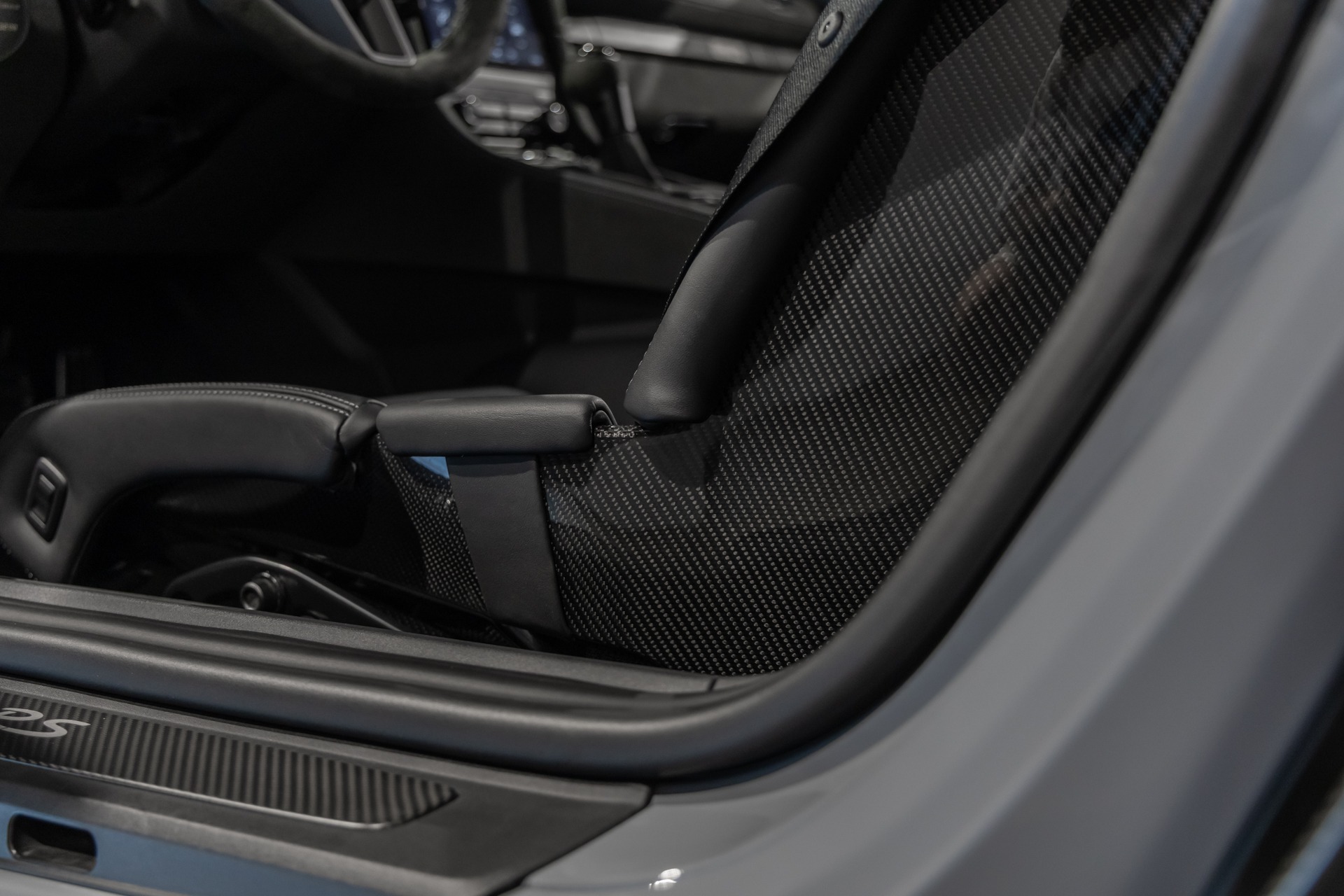 Sièges – PORSCHE – 718 Spyder RS – 2025 – Gris Arctique – 4 500 km – 500 ch – Flat 6 Atmo – Transmission : Sequentielle – Origine France – Privaty Cars – Rachat de Porsche et Ferrari d’occasion entre Bordeaux et Nantes