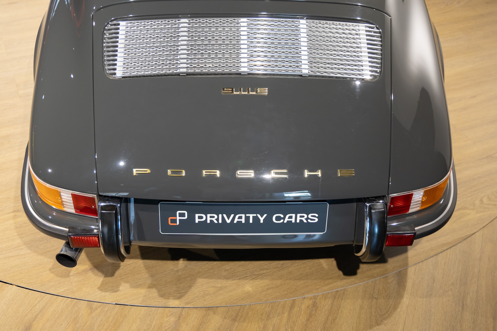 Carrosserie – PORSCHE – 911 912 Targa – 1973 – Slate Grey – 73 900 km – 165 ch – flat-6 2.4 litres Atmo – Transmission : Manuelle – Origine État-unis – Privaty Cars – Estimation et rachat de véhicules haut de gamme à La Rochelle