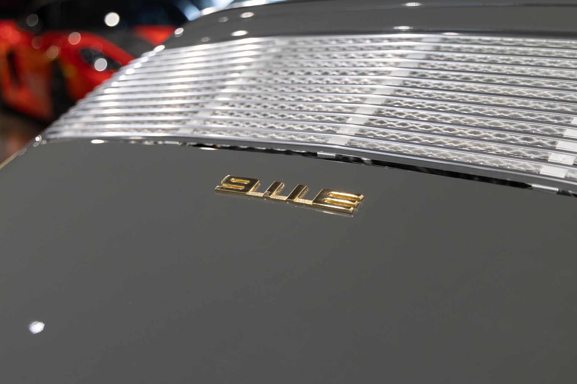 Carrosserie – PORSCHE – 911 912 Targa – 1973 – Slate Grey – 73 900 km – 165 ch – flat-6 2.4 litres Atmo – Transmission : Manuelle – Origine État-unis – Privaty Cars – Véhicules de sport et de luxe d’occasion entre Bordeaux et Nantes