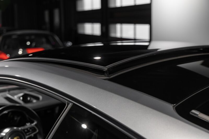 Toit ouvrant panoramique – PORSCHE – 911 991.2 Carrera 4s – 2016 – Gris Argent GT – 45 900 km – 420 ch – Flat 6 bi-turbo – Transmission : Séquentielle – Origine Allemagne – Privaty Cars – Recherche de supercars hors marché proche de Bordeaux
