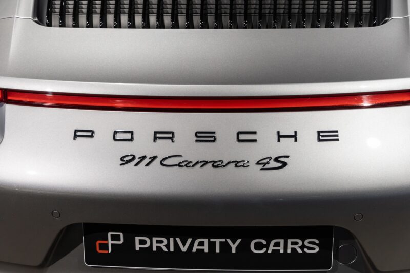Carrosserie – PORSCHE – 911 991.2 Carrera 4s – 2016 – Gris Argent GT – 45 900 km – 420 ch – Flat 6 bi-turbo – Transmission : Séquentielle – Origine Allemagne – Privaty Cars – Courtage automobile pour véhicules exclusifs entre Bordeaux et Nantes