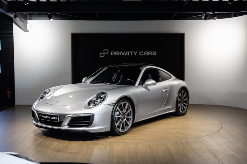 À vendre – PORSCHE – 911 991.2 Carrera 4s – 2016 – Gris Argent GT – 45 900 km – 420 ch – Flat 6 bi-turbo – Transmission : Séquentielle – Photo principale – Origine Allemagne – Privaty Cars – Vente de voitures de prestige d’occasion à 2 heures de Paris en TGV