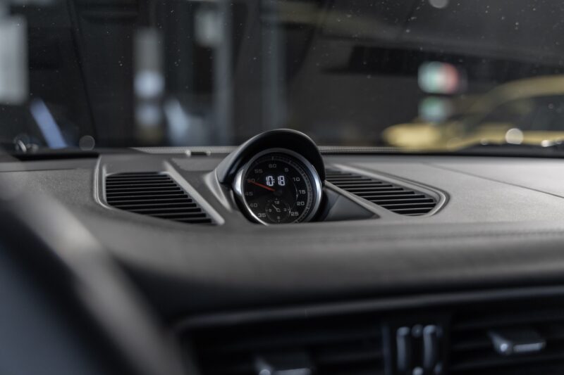 Tableau de bord – PORSCHE – 911 991.2 Carrera 4s – 2016 – Gris Argent GT – 45 900 km – 420 ch – Flat 6 bi-turbo – Transmission : Séquentielle – Origine Allemagne – Privaty Cars – Dépôt-vente sécurisé de véhicules de prestige près de Poitiers